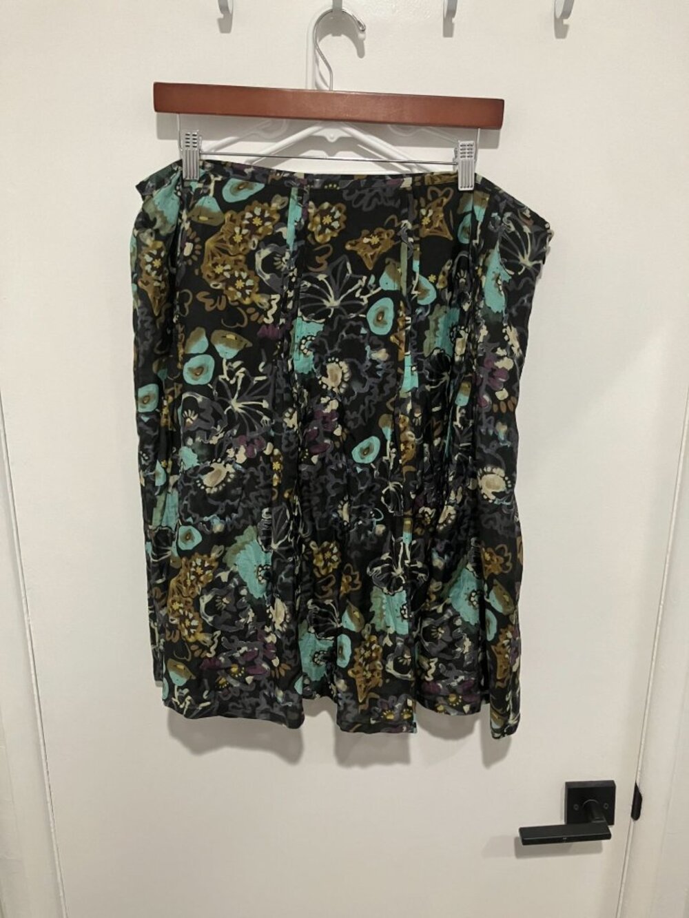 J. Jill Women's Floral Pintuck Pleated A-Line Skirt, Black Multi, Size 18